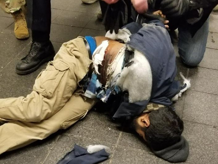terrorist-attack-pipe-bomb-2 (1) terrorist-attack-pipe-bomb-2 (1)